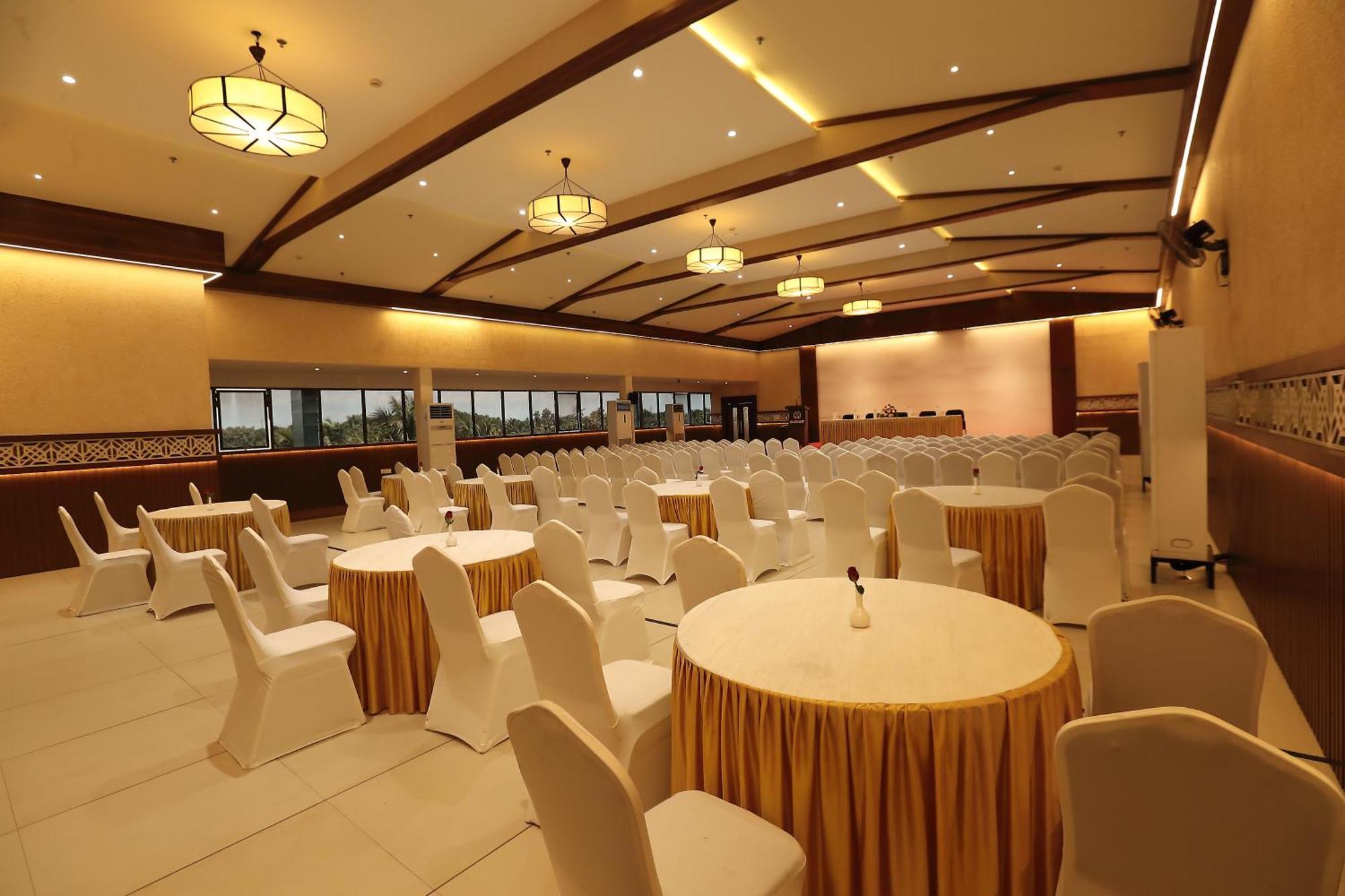 Magnet Hotel Kannur Exterior foto
